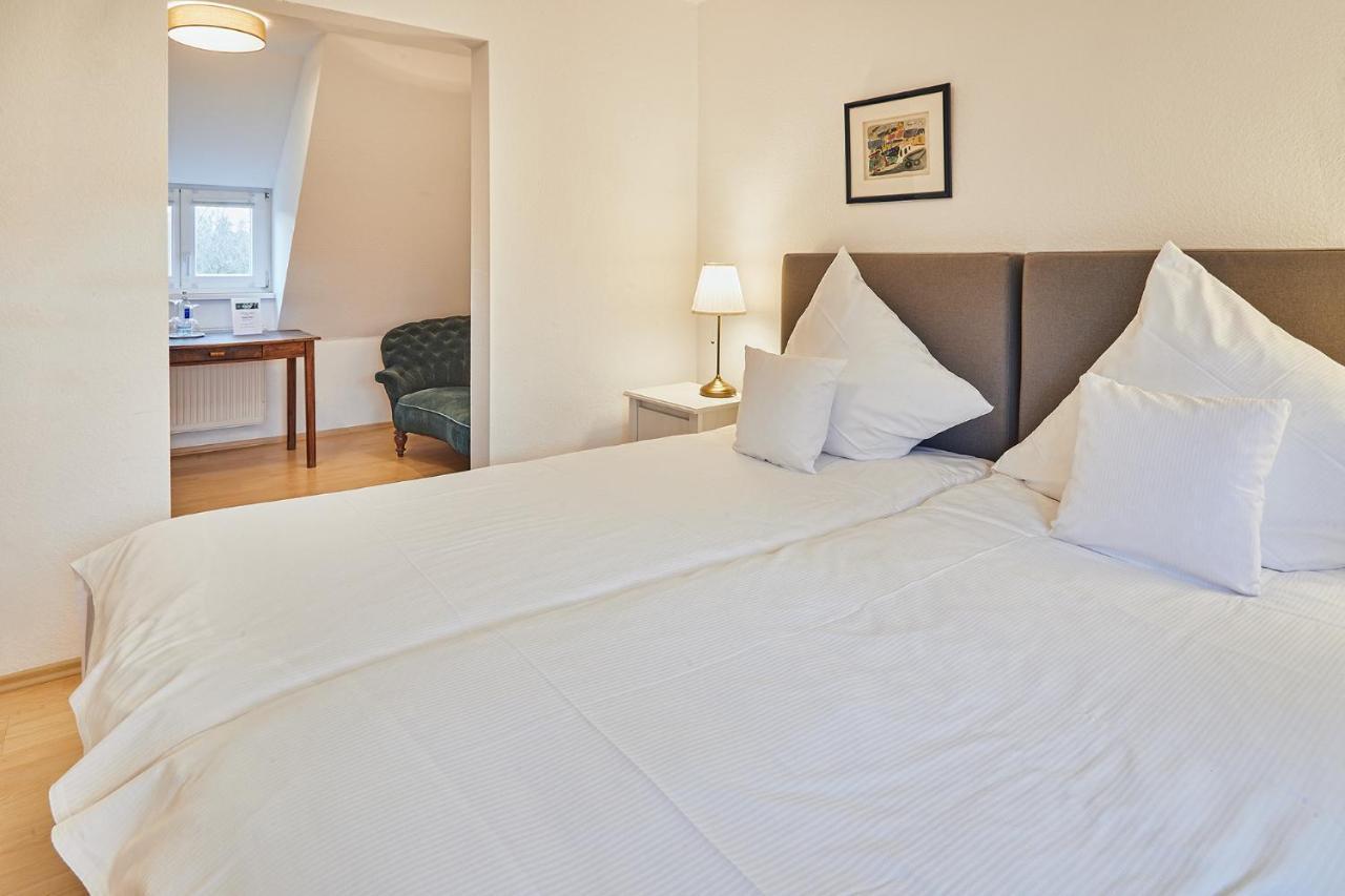 Gutshotel Baron Knyphausen Hotel